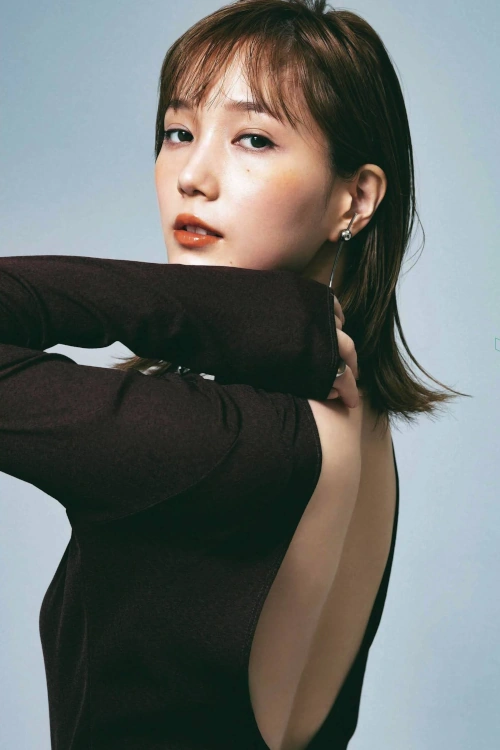 Tsubasa Honda 本田翼, SPRiNG Magazine 2022.02