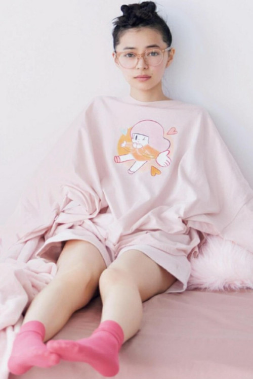 Moe Kamikokuryo 上國料萌衣, aR (アール) Magazine 2022.03