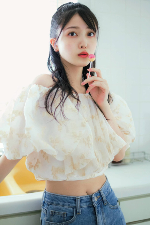 Shiori Kubo 久保史緒里, FRIDAY 2021.12.17 (フライデー 2021年12月17日号)