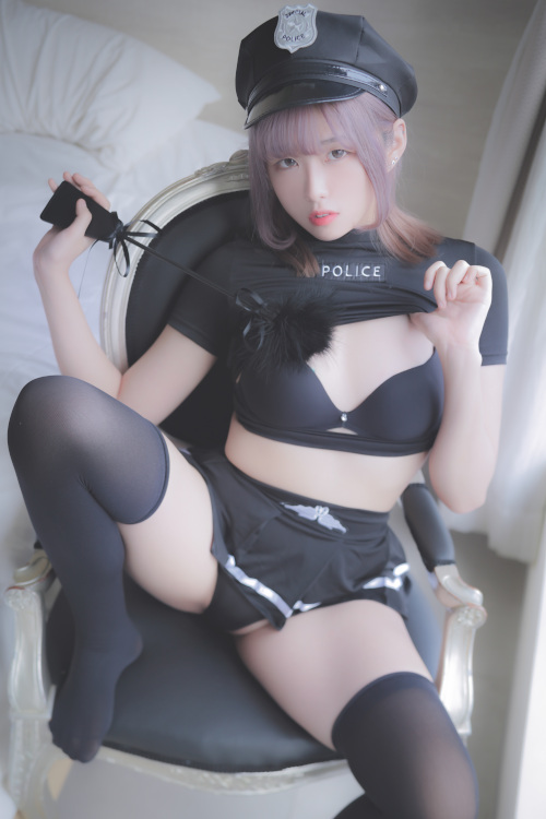 Sonson 손손, [PURE MEDIA] Vol.023 누드 디지털화보 Set.02
