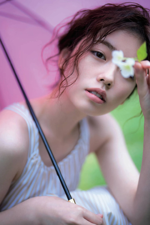 Fuka Koshiba 小芝風花, Shukan Bunshun 2021.07.01 (週刊文春 2021年7月01日号)