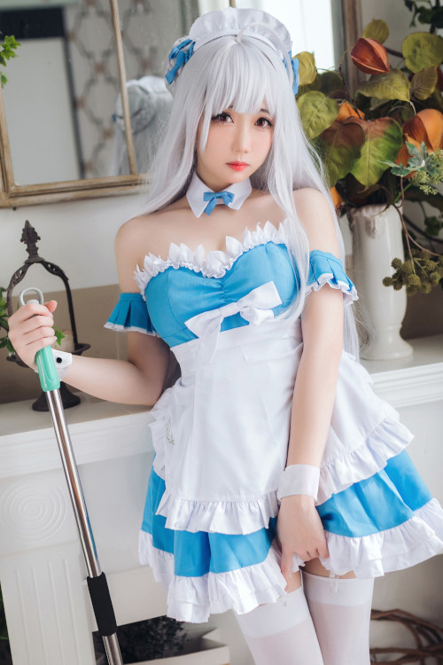焖焖碳 Cosplay 小天鹅女佣