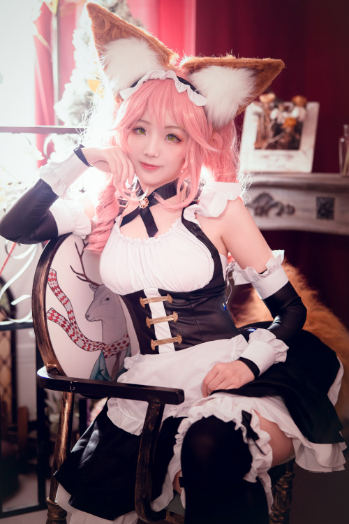 黄濑凉兔_兔半仙 Cosplay fate玉藻前女佣ver