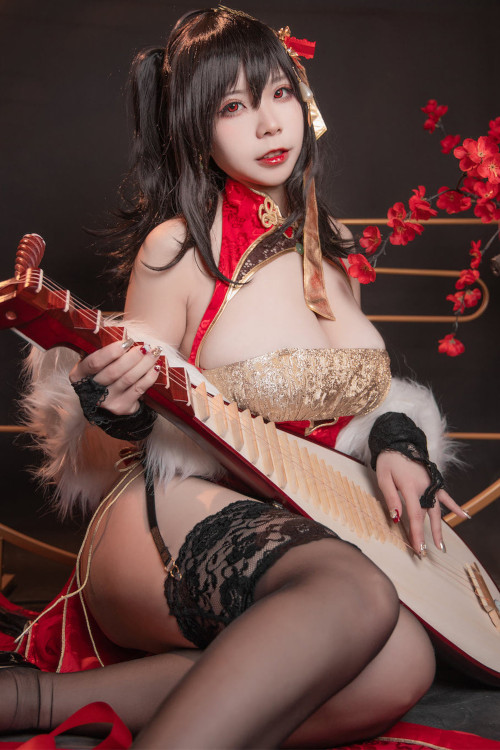 Cosplay 自闭颜球球 无颜小天使wy 碧蓝航线 大凤红中式