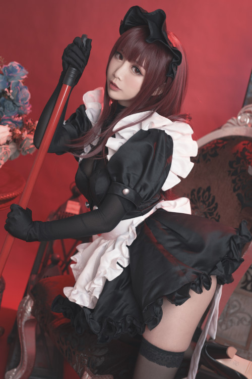 Cosplay 面饼仙儿 夕暮 斯卡哈女佣