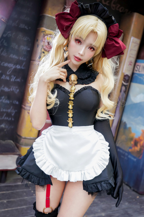 Cosplay ElyEE子 远坂凛 女佣