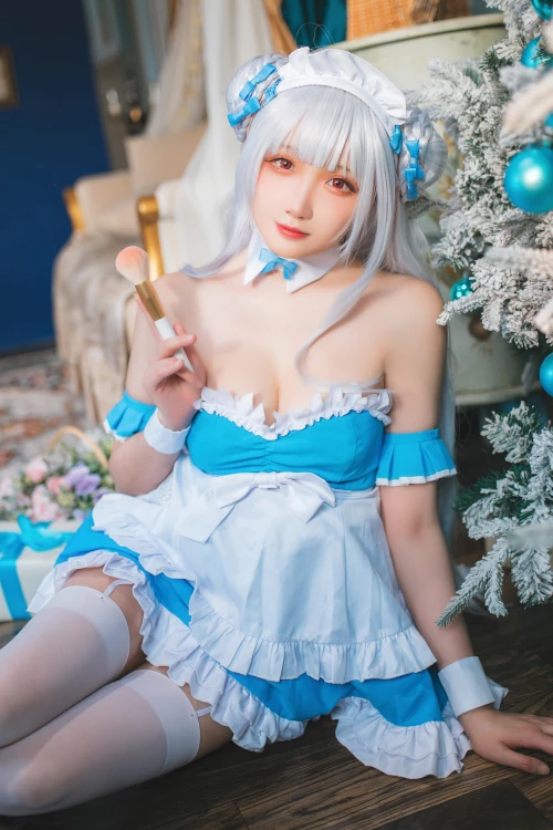 Cosplay 瓜希酱 碧蓝航线 小天鹅女佣